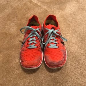 Nike free 4.0 flyknits